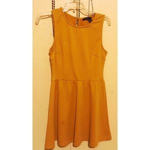 🔸Cute yellow forever 21 dress
